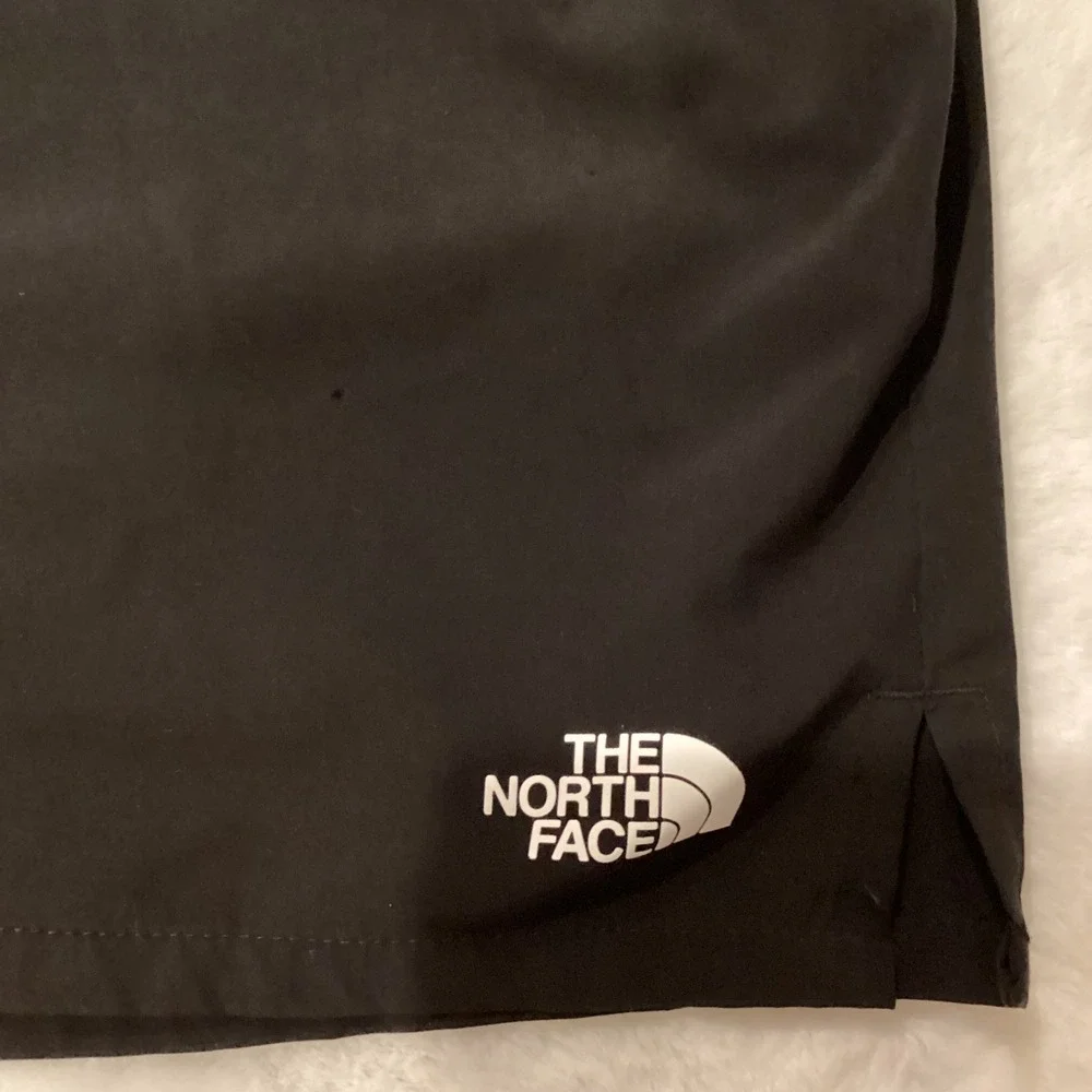 The‎ North Face Black Mens Athletic Shorts Size Small Elastic Waist Logo